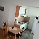 Victoria Apartment